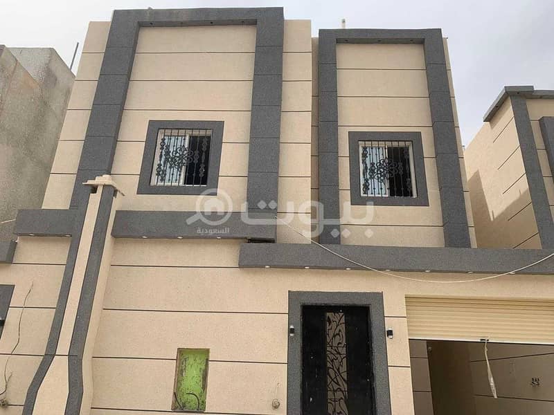 Villa for sale with interior staircase 216 sqm in Al Rimal, east Riyadh