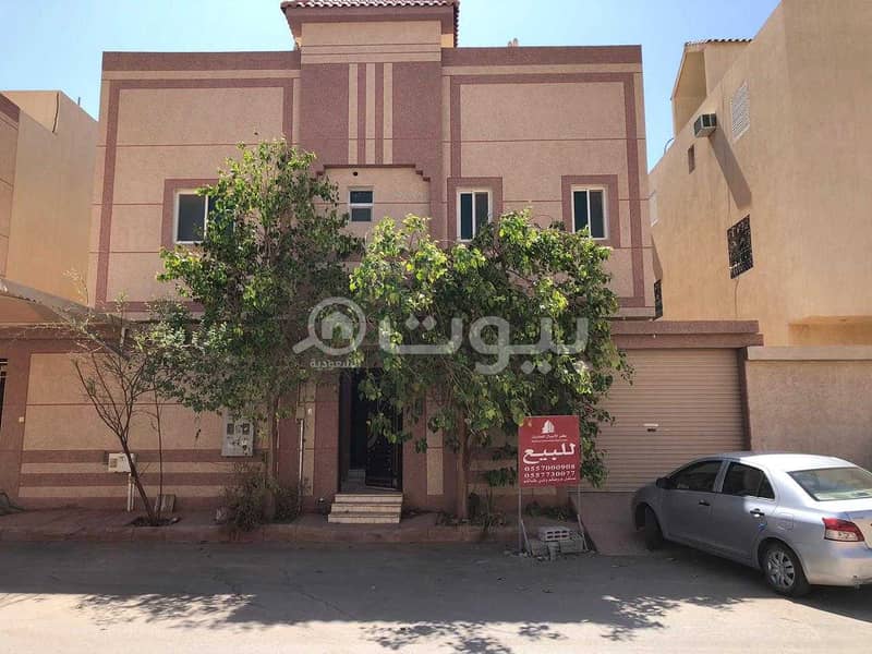 للبيع فيلا راقية مع شقة دورين بحي الصحافة، شمال الرياض