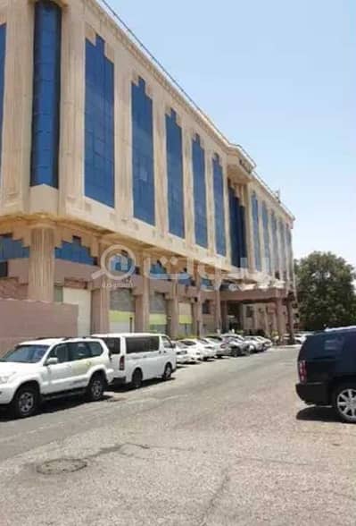 مكتب  للايجار في جدة، المنطقة الغربية - مكاتب تجارية للإيجار في الرويس، شمال جدة