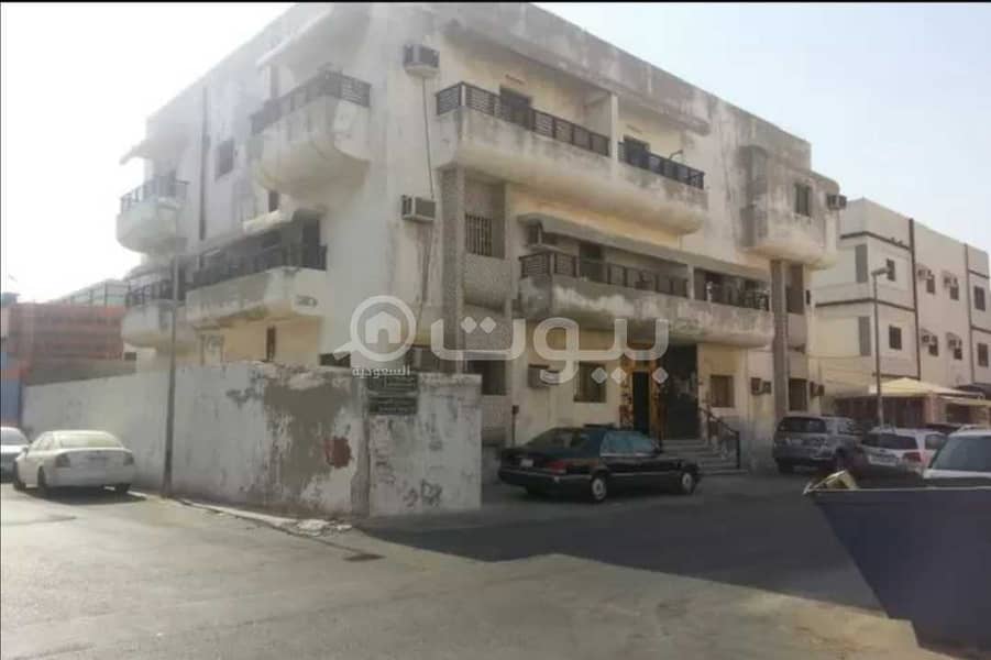 Building for sale in Mishrifah, North of Jeddah | 6 Apartments