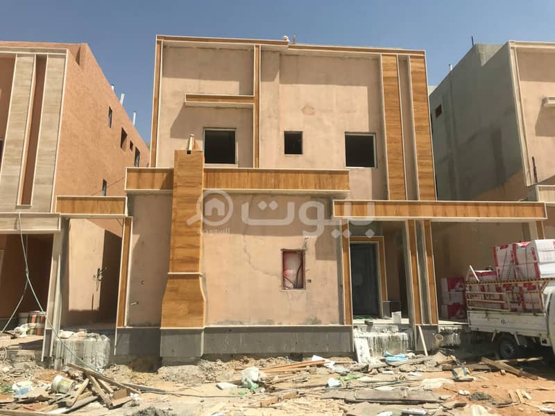 Internal staircase villa and apartment for sale in Taybah, south of Riyadh