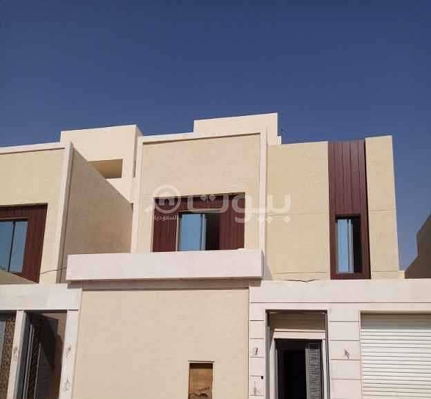 Indoor staircase villa and apartment for sale in Al Munsiyah, East Riyadh