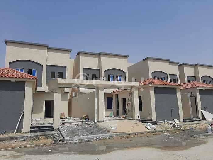 Duplex villa for sale in Maqal Bin Amer Street, Al Lulu District, Al Khobar