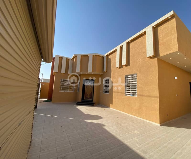A new floor for rent in Al Rayyan District, Al Duwadimi