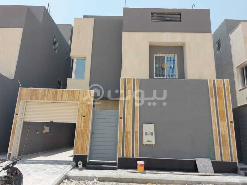 فيلا درج داخلي وشقة للبيع في الرمال، شرق الرياض فيلا درج داخلي وشقة للبيع في الرمال، شرق الرياض
