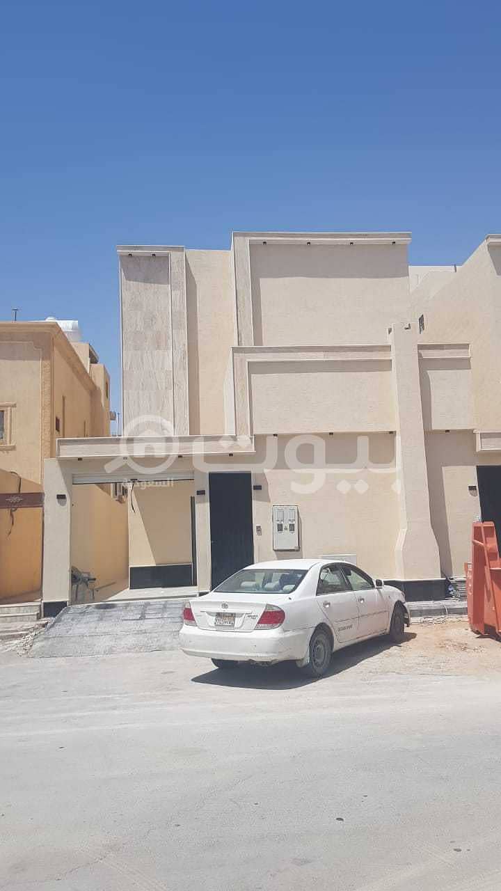 Duplex villa with stairs and an apartment for sale in Al Yarmuk, East Riyadh