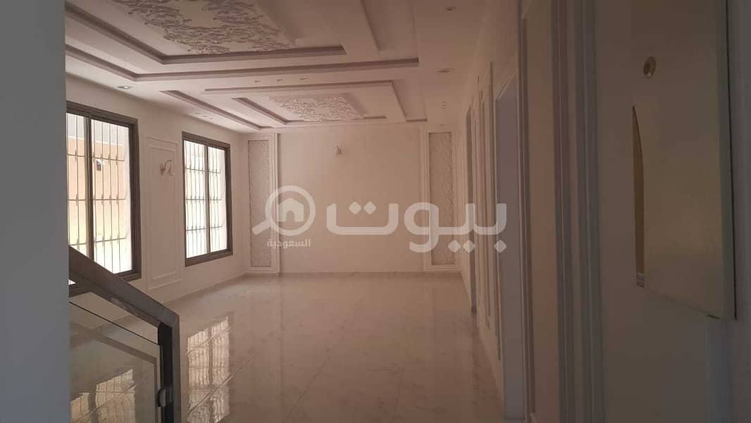 Villa with a roof for sale in Al Yarmuk District, East Riyadh