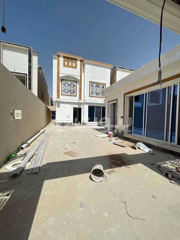 Villa for sale in Yahya Al-Ansi Street in the Tuwaiq district, west of Riyadh