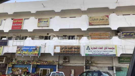 Commercial Building for Sale in Jeddah, Western Region - Commercial building for sale in Ghulail, south of Jeddah