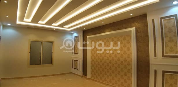 3 Bedroom Floor for Sale in Riyadh, Riyadh Region - Floors with PVT Garage for sale in Taybah District, South of Riyadh