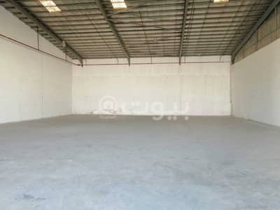 Warehouse for Rent in Riyadh, Riyadh Region - Warehouse for rent medium riskiness in Al-Sulay, east of Riyadh