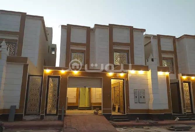Villa with stairs in the hallway and 2 apartments for sale in Namar, west of Riyadh