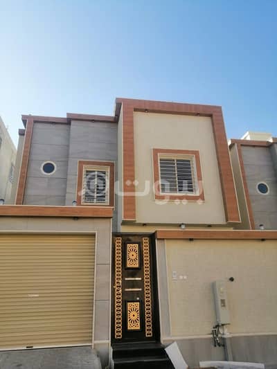 4 Bedroom Villa for Sale in Khamis Mushait, Aseer Region - Villa 2 floors and an annex for sale in Durrat Al Mousa, Khamis Mushait