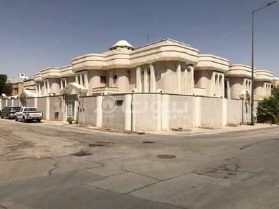 فیلا 5 غرف نوم للبيع في الرياض، منطقة الرياض - فيلا مجددة بالكامل للبيع بحي الروضة، شرق الرياض