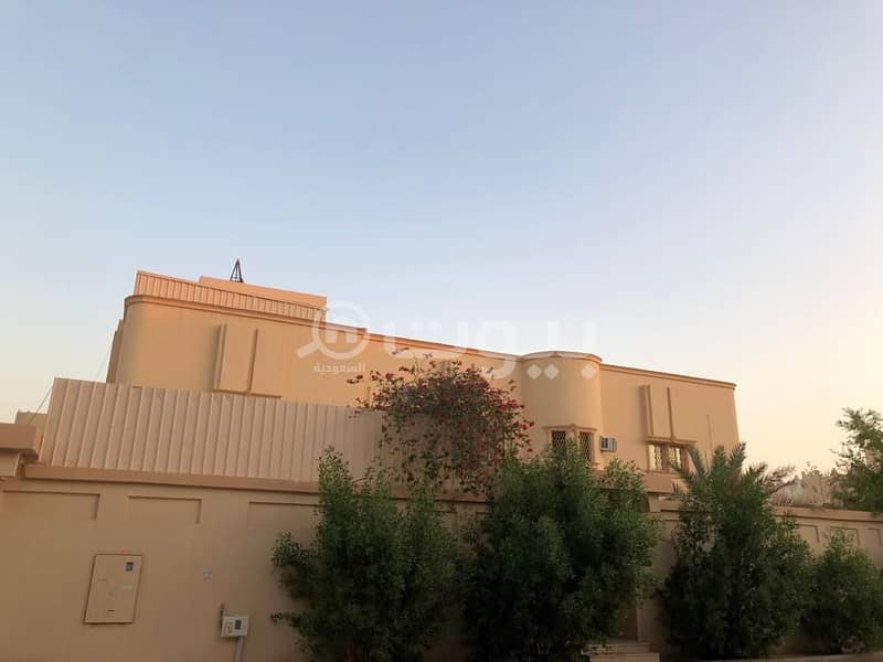 Spacious Villa with annexes for sale in Al Shifa District, South of Riyadh