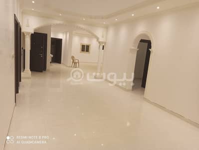 12 Bedroom Residential Building for Sale in Madina, Al Madinah Region - Spacious Residential Building | 400 SQM for sale in King Fahd, Al Madina