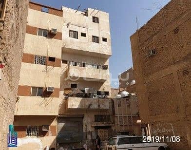 Residential Building for Rent in Madina, Al Madinah Region - A residential building for rent in Al Mughaisilah, Madina