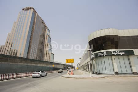 Showroom for Rent in Riyadh, Riyadh Region - Showrooms and offices for rent in Al Busaili, Al Sahafah North Of Riyadh