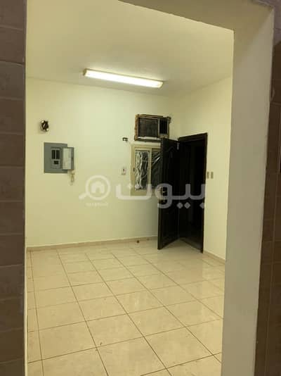 1 Bedroom Apartment for Rent in Al Khobar, Eastern Region - Outdoor singles studio for rent in Al Khobar Al Shamalia, Al Khobar
