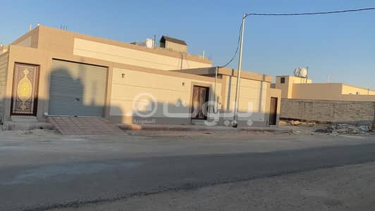 دور 8 غرف نوم للبيع في حريملاء، منطقة الرياض - دور | 8 غرف للبيع بملهم، حريملاء