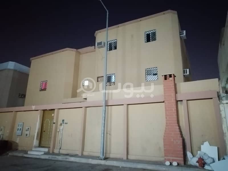 عمارة سكنية 3 أدوار وروف للبيع في حي النسيم الشرقي، شرق الرياض