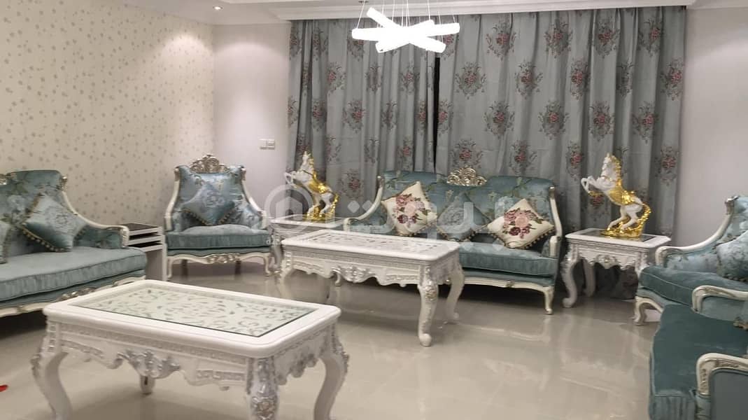 fully furnished villa with a Pool for sale in Al Hamdaniyah, North Jeddah