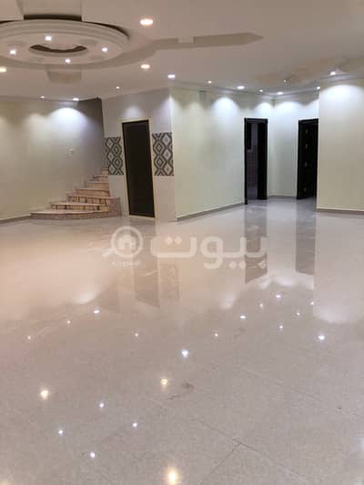 فیلا 8 غرف نوم للايجار في الرياض، منطقة الرياض - فيلا مع روف | 450م2 للإيجار في ظهرة لبن، غرب الرياض