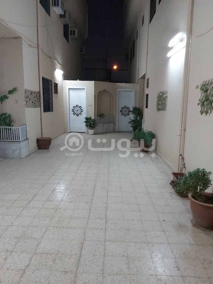 شقة عوائل غرفتين  للإيجار بحي الملك فيصل، شرق الرياض