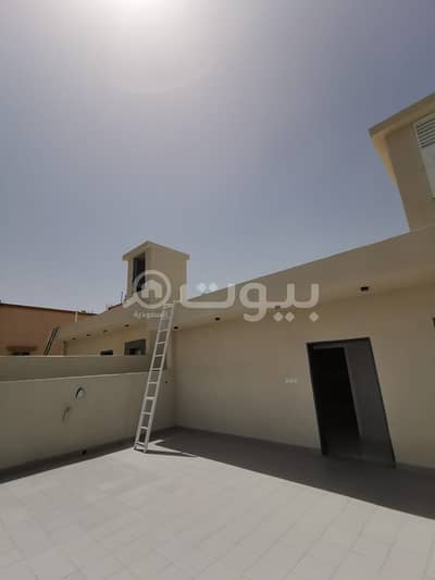 4 Bedroom Floor for Sale in Khamis Mushait, Aseer Region - Roof floors for sale in a new building in Al Raqi district, Khamis Mushait