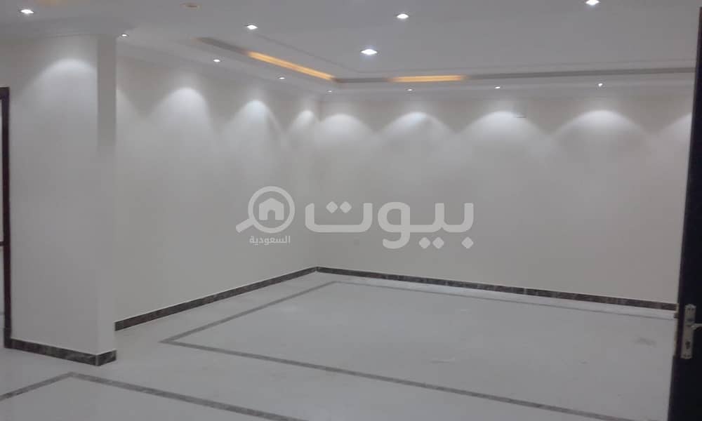 Villa with park for sale in Tuwaiq, west of Riyadh
