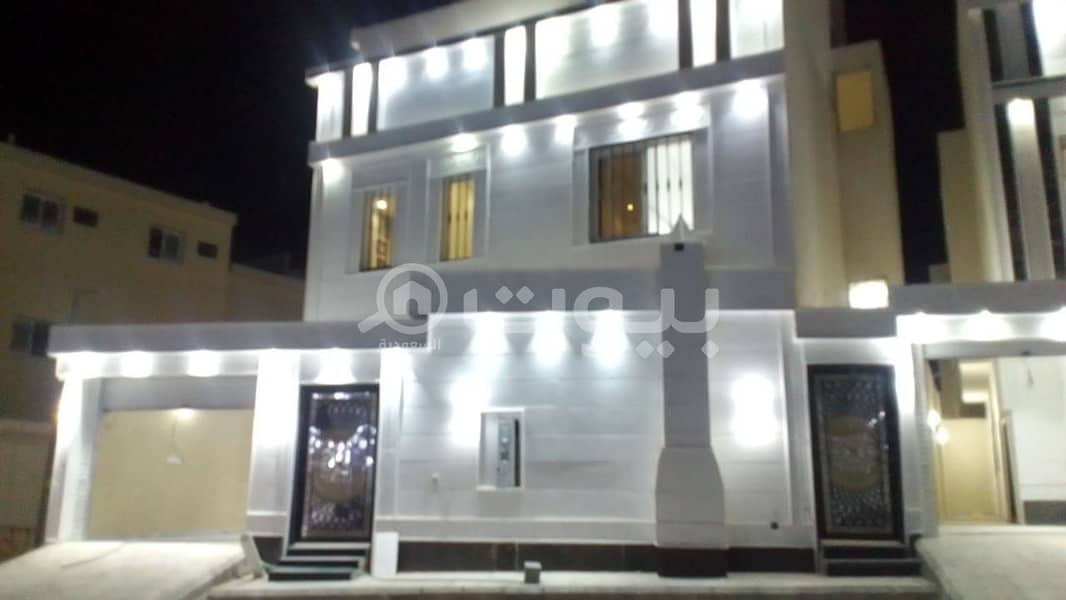 Internal Staircase Villa With The Possibility Of Establishing Apartment In Al Aziziyah, South Riyadh
