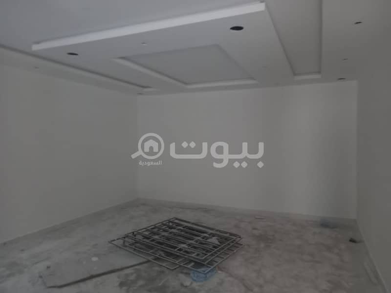villa 2 floor with the possibility of establishing an apartment for sale in Al Aziziyah, South Riyadh