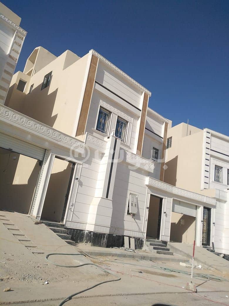 Villa Internal Staircase And Apartment For Sale In Taybay, Dammam