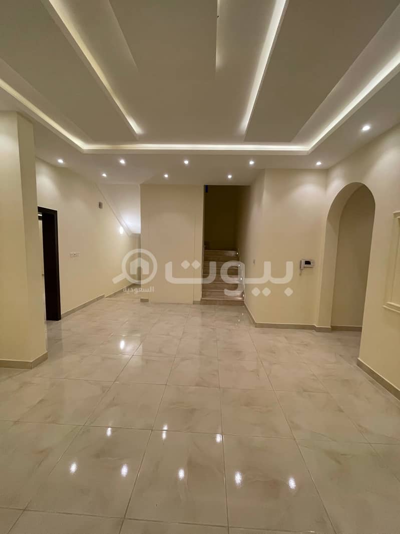 Spacious Custom Build Villa For Sale In Al Yaqout, North Jeddah