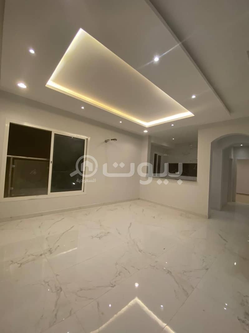 For sale a luxury villa with swimming pool in Obhur Al Shamaliyah, North Jeddah