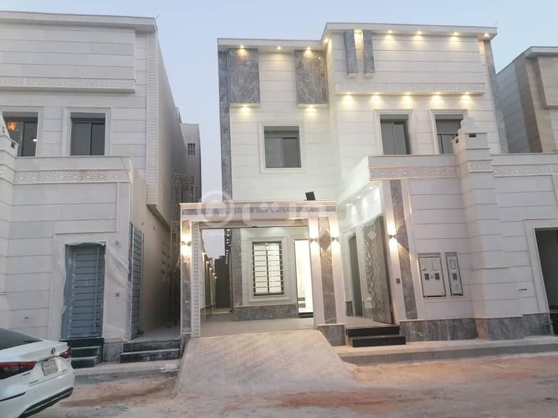 3 Villas For Sale In Al Yarmuk, East Riyadh