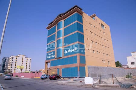 Hotel Apartment for Sale in Jeddah, Western Region - Hotel tower for sale in Al Basateen, overlooking King Abdulaziz Road north of Jeddah