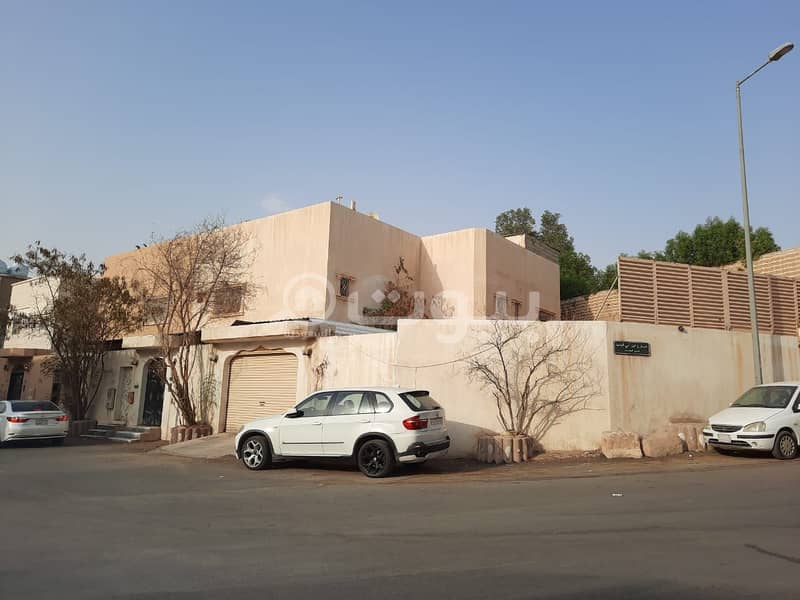 Corner villa for sale in Umm Al Hamam Al Sharqi, west of Riyadh | 5 BR