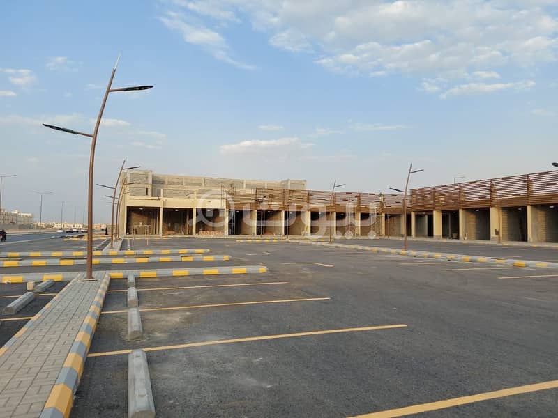 Showrooms for rent in Al Munsiyah Square, East of Riyadh