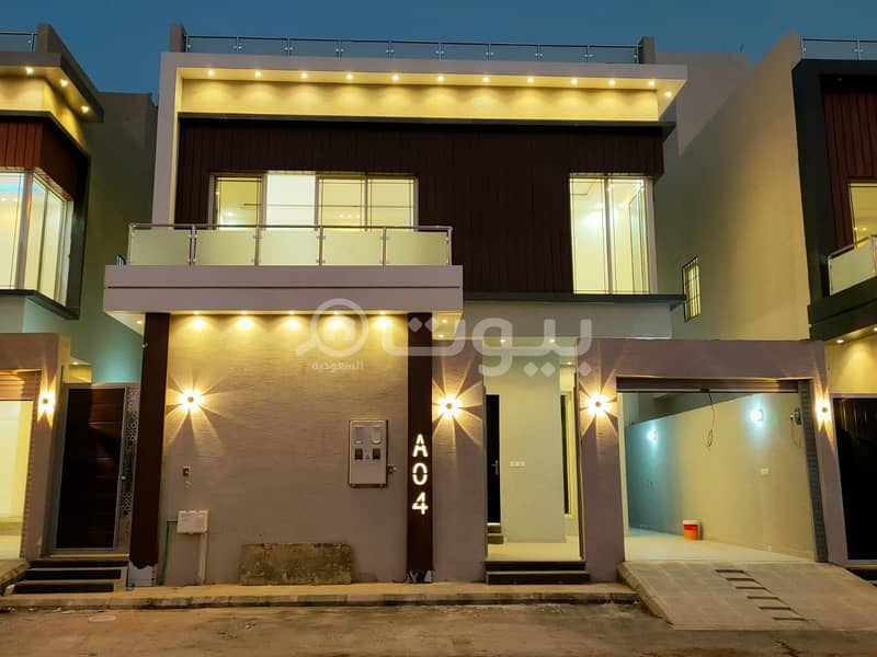 For sale villa with internal stairs in Al Munsiyah district, east of Riyadh
