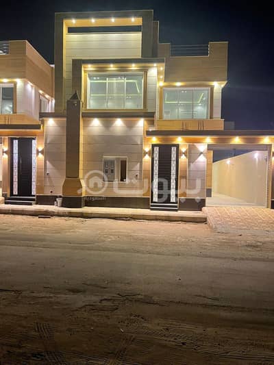 5 Bedroom Villa for Sale in Riyadh, Riyadh Region - Villa with internal stairs for sale in Tuwaiq neighborhood, west of Riyadh