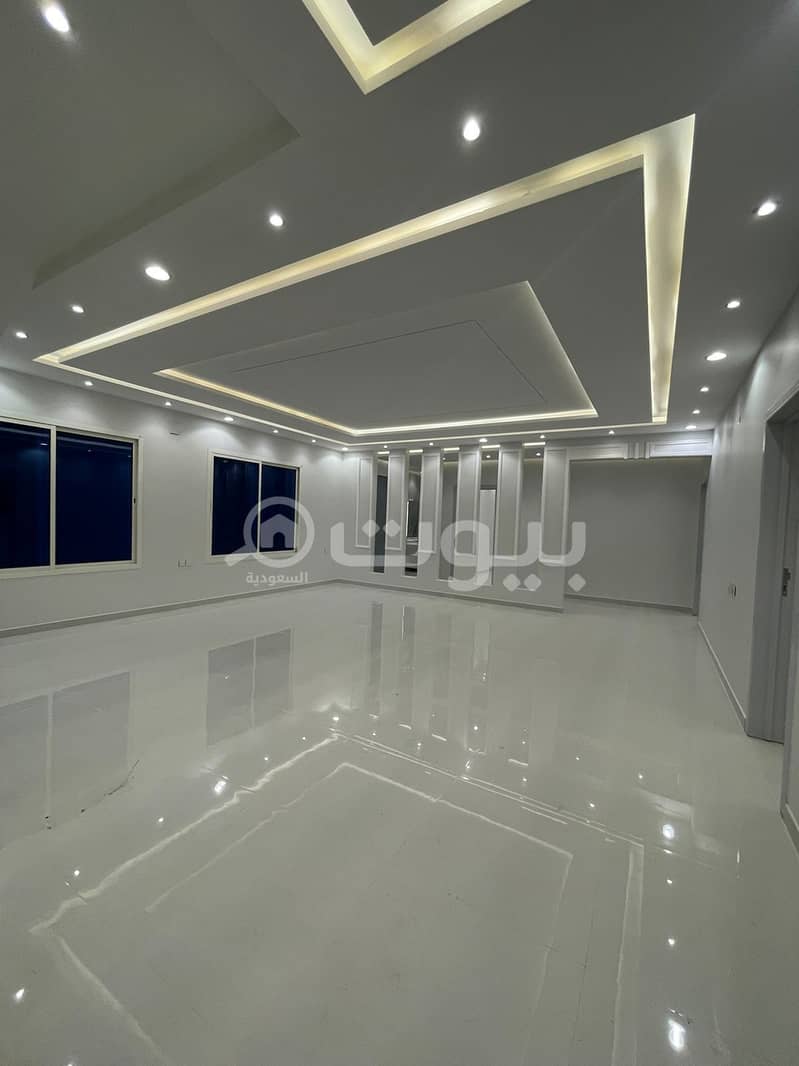 Villa with internal stairs corner with two apartments for sale in Al-Mousa, west of Riyadh