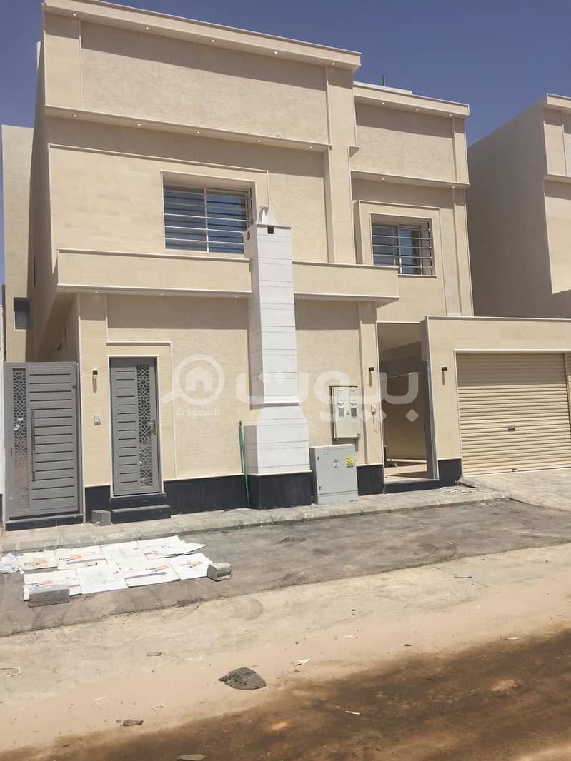For sale villa with internal stairs and an apartment in Al-Rimal neighborhood, east of Riyadh