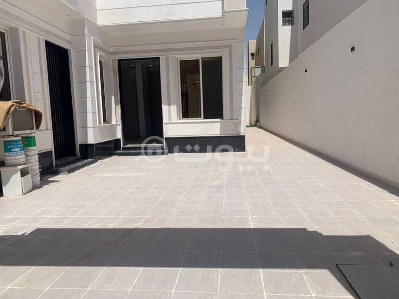 villa internal stair and 2 apartments for sale in Al Qadisiyah, East Riyadh