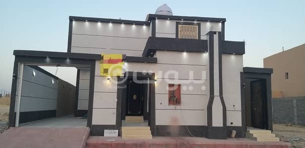 فیلا 3 غرف نوم للبيع في الرياض، منطقة الرياض - فيلا دور مؤسس و3 شقق للبيع في الدار البيضاء، جنوب الرياض