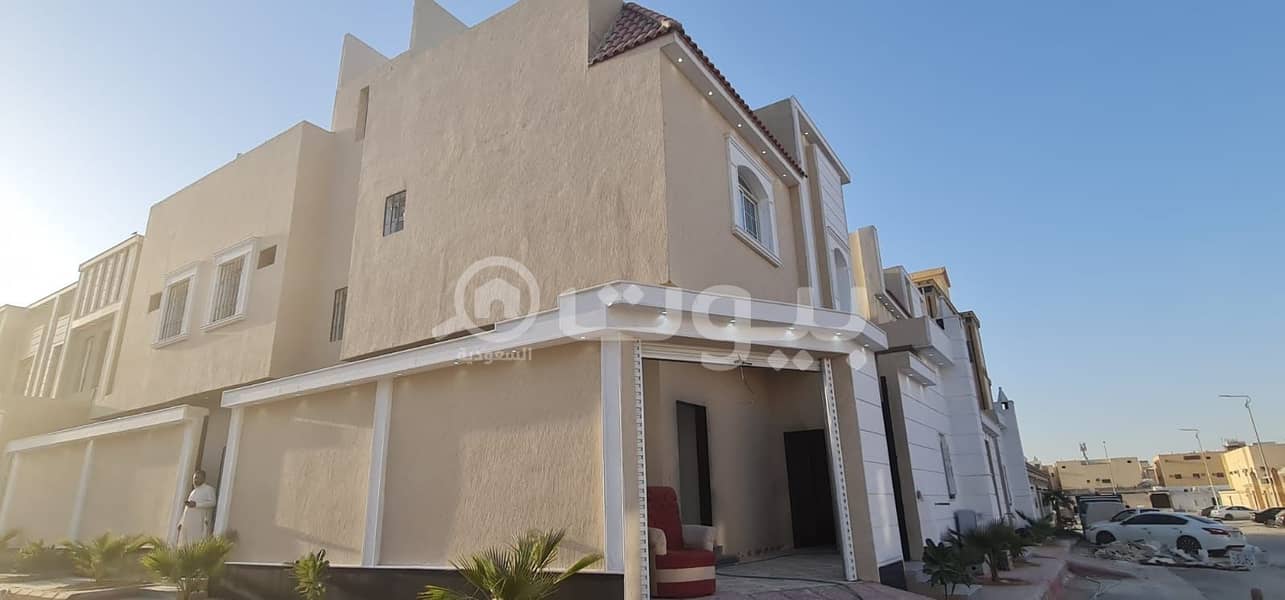Villa corner stairs hall and apartment for sale in Al Dar Al Baida, South Riyadh