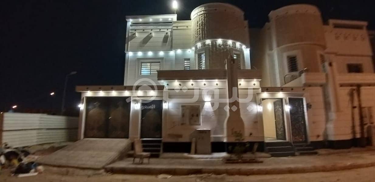 Villa with internal stairs and  2 apartments for sale in Taybah, South Riyadh
