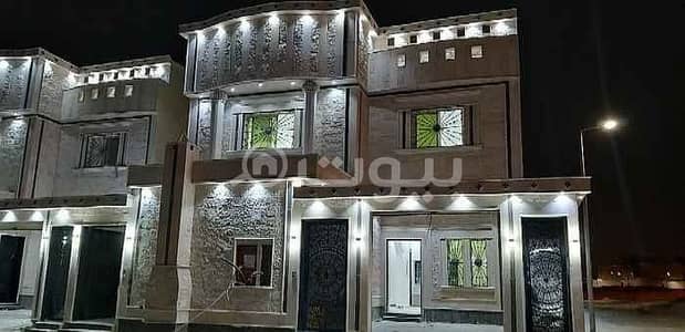 فیلا 5 غرف نوم للبيع في الرياض، منطقة الرياض - فيلا فاخرة درج صالة وشقة للبيع في طيبة، جنوب الرياض