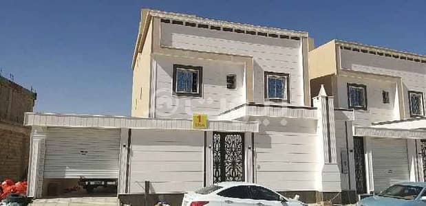 5 Bedroom Villa for Sale in Riyadh, Riyadh Region - Luxury corner villa with stairs in the hall for sale in Taybah, south of Riyadh