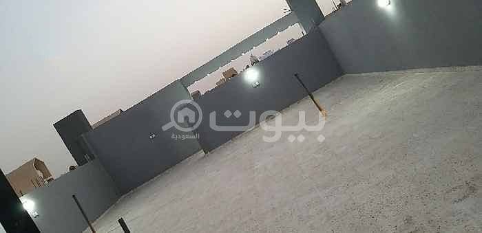 للبيع دور علوي مع السطح في الدار البيضاء، جنوب الرياض